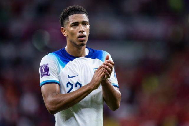 表现自我的 表现自我的