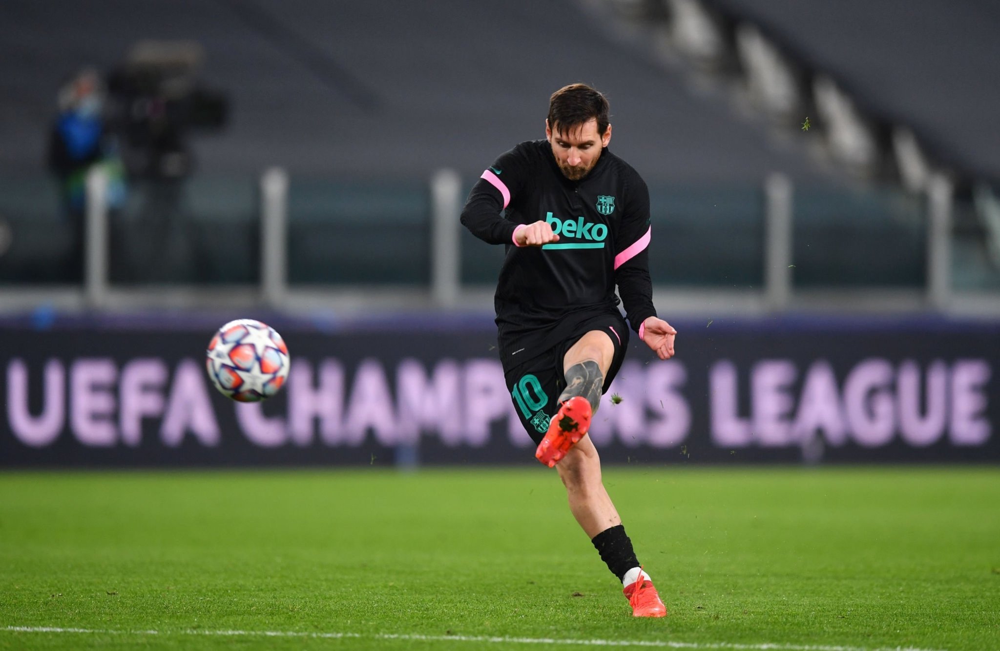 在国际足球 在国际足球